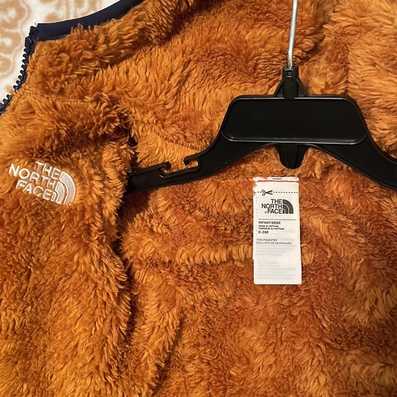 Reversible North Face 0-3 mths - Picture 4 of 4